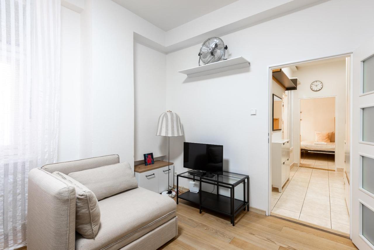 Lotus Apartment براغ المظهر الخارجي الصورة