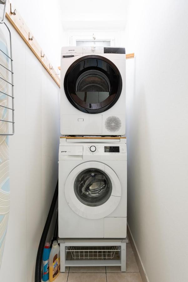 Lotus Apartment براغ المظهر الخارجي الصورة