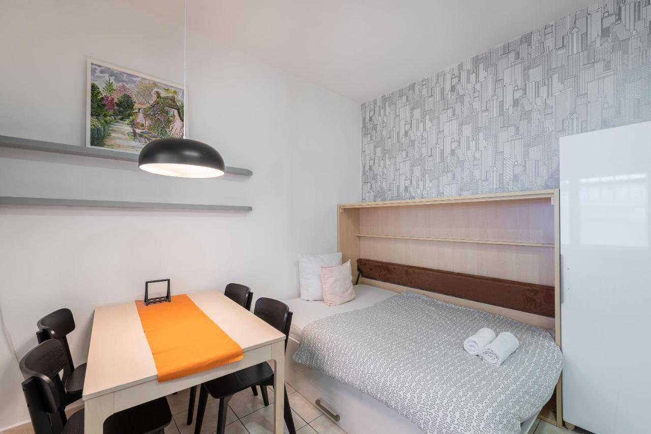 Lotus Apartment براغ المظهر الخارجي الصورة