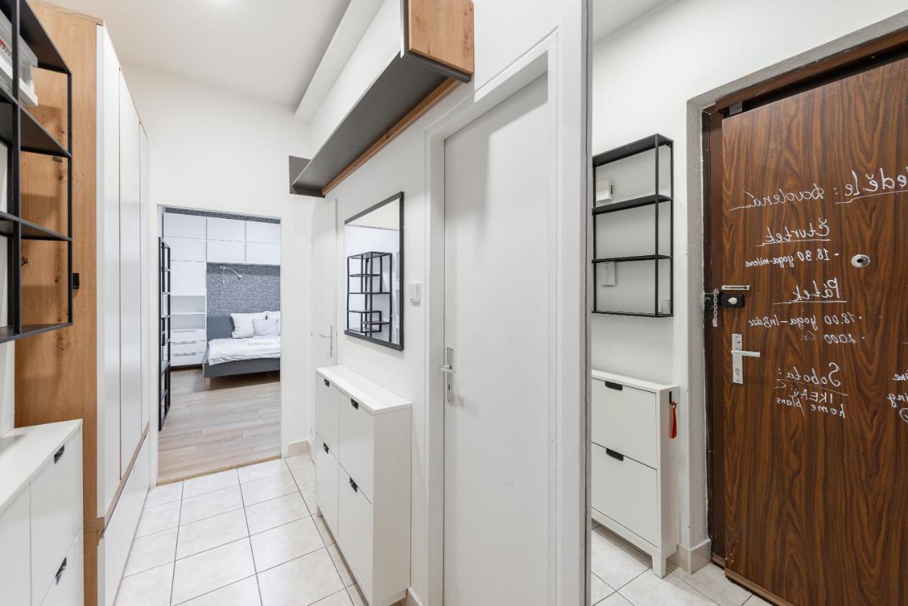 Lotus Apartment براغ المظهر الخارجي الصورة