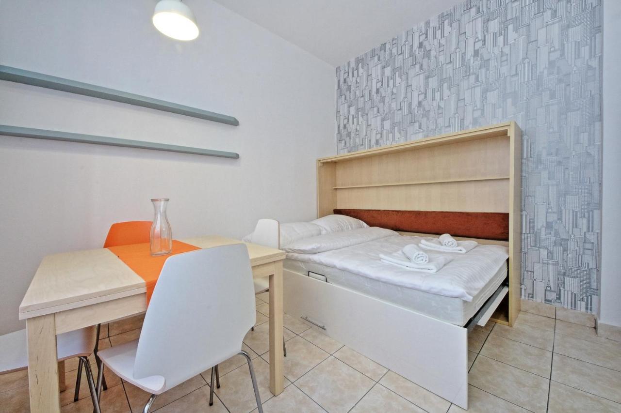Lotus Apartment براغ المظهر الخارجي الصورة